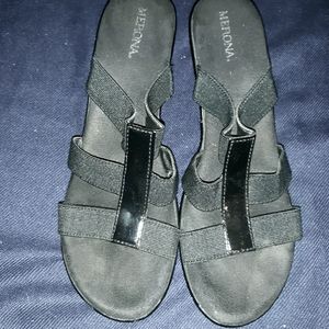 Merona Black Wedge Heel Sandals Size 8